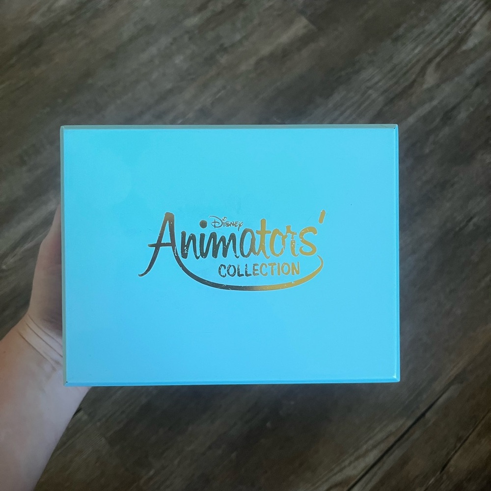 Disney Animators' Collection Turquoise Box